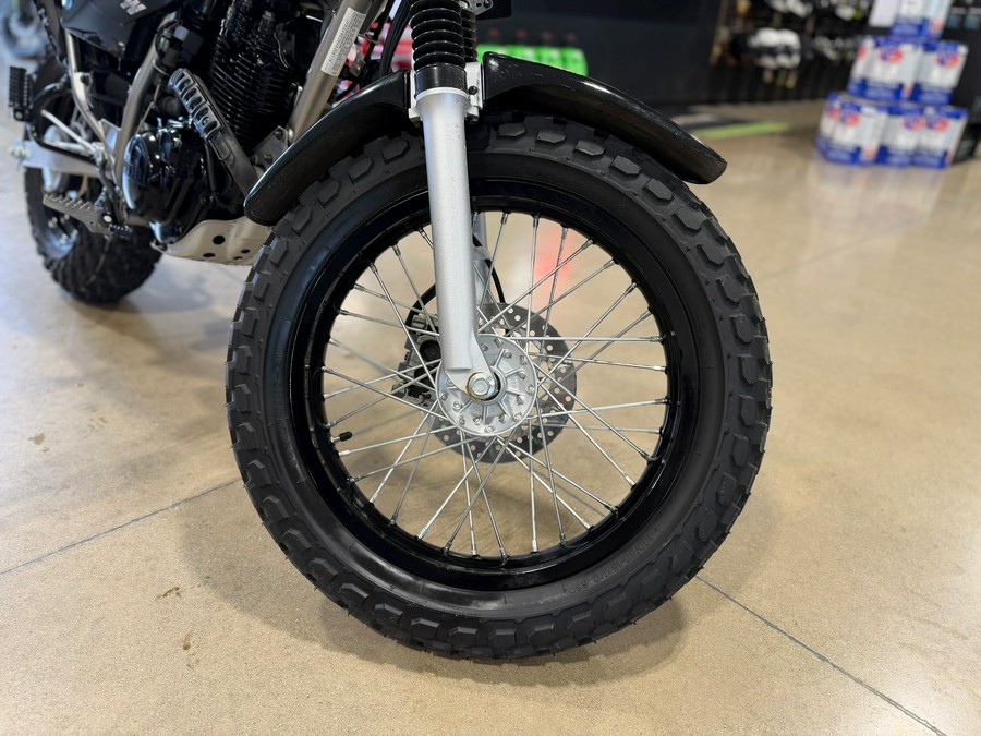 2027 Yamaha TW200