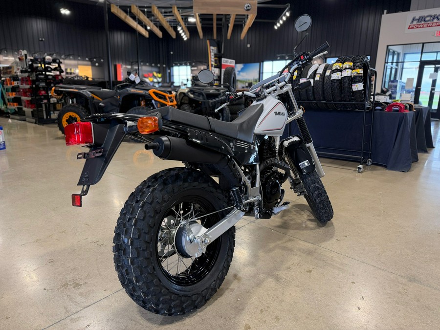 2027 Yamaha TW200