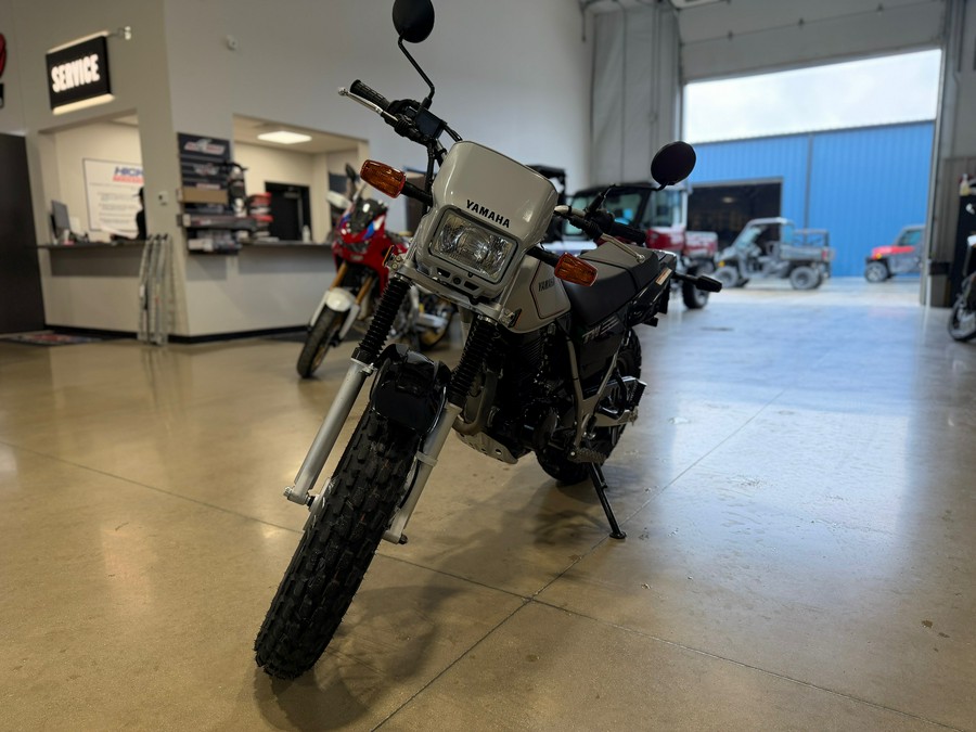 2027 Yamaha TW200