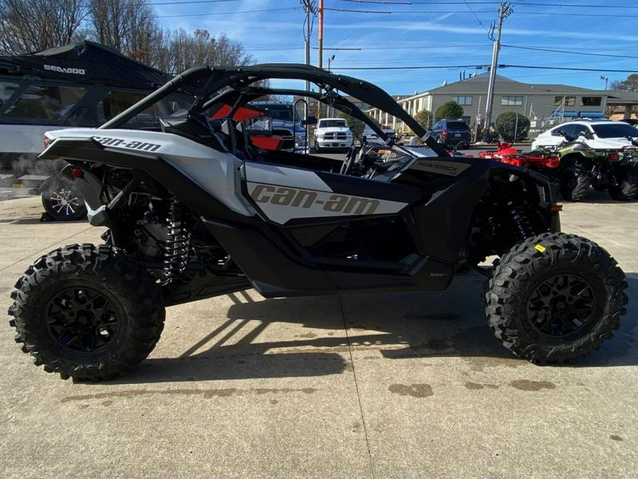 2024 Can-Am® Maverick X3 RS Turbo Catalyst Gray