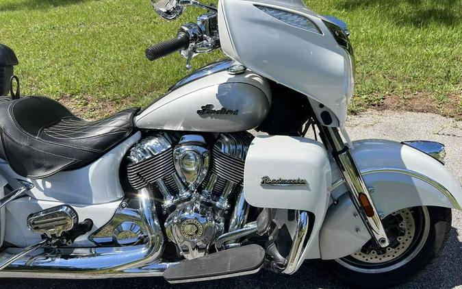 2019 Indian Motorcycle® Roadmaster® Pearl White / Star Silver