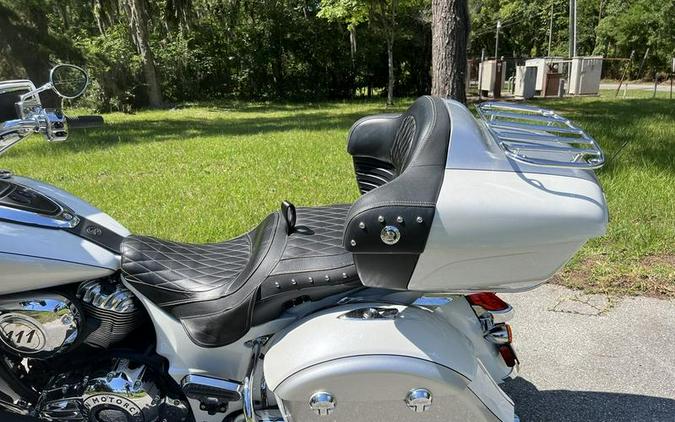 2019 Indian Motorcycle® Roadmaster® Pearl White / Star Silver