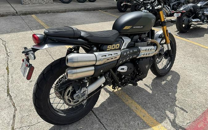 2026 Triumph Scrambler 900 Matt Khaki Green