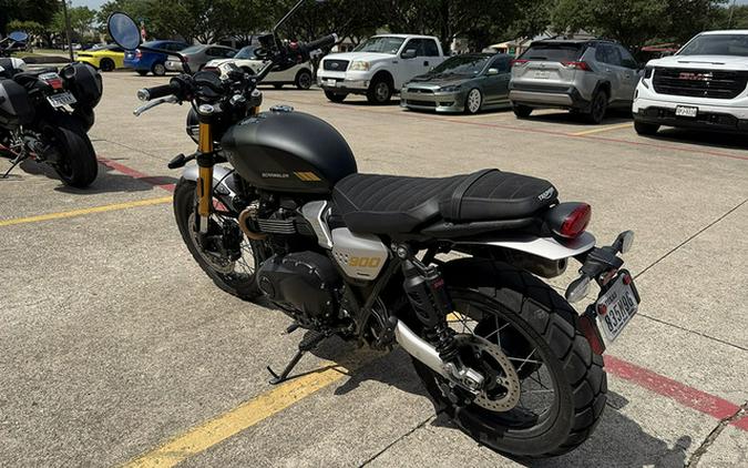 2026 Triumph Scrambler 900 Matt Khaki Green