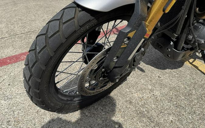 2026 Triumph Scrambler 900 Matt Khaki Green