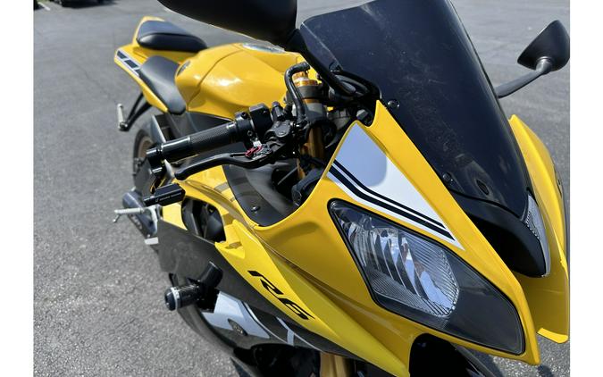 2016 Yamaha YZF-R6 - 60th Anniversary Yellow