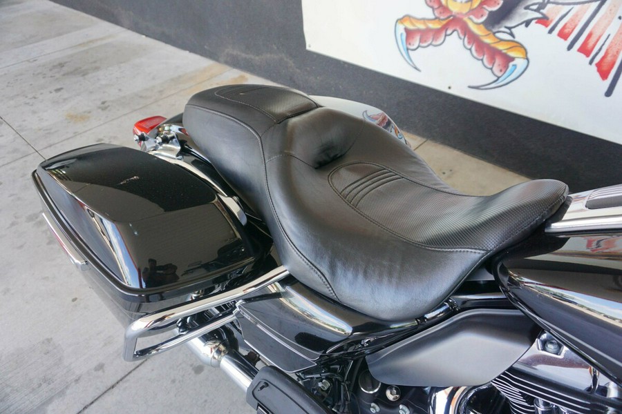 2015 Harley-Davidson Ultra Limited Low Vivid Black