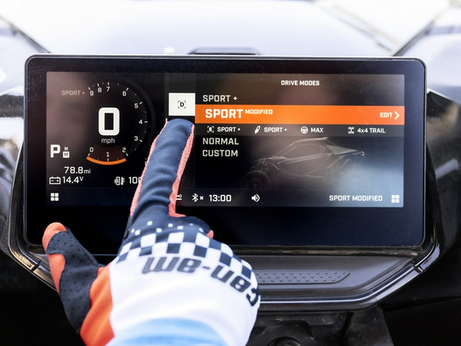 2024 Can-Am Maverick R X rs With SMART-SHOX