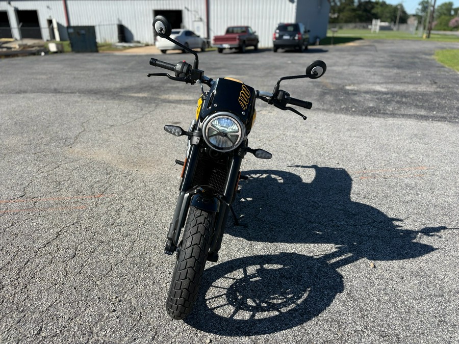 2027 Triumph Tracker 400