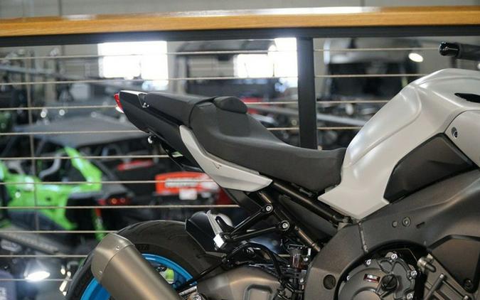 2025 Yamaha MT 10