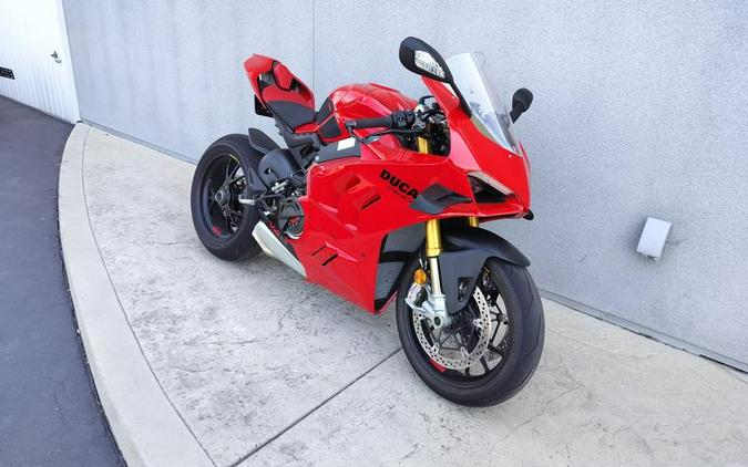 2024 Ducati Panigale V4 S Red