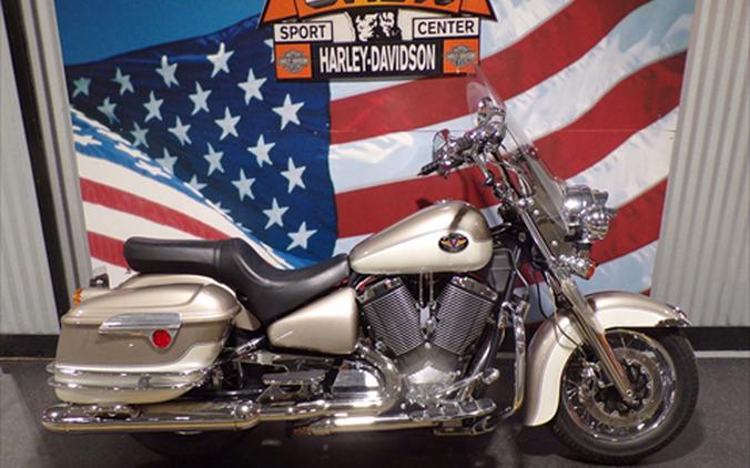 2002 Victory V92TC Deluxe