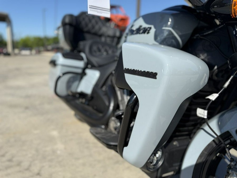 2025 Indian Motorcycle® Roadmaster® PowerPlus Dark Horse® w/PowerBand Storm Gray