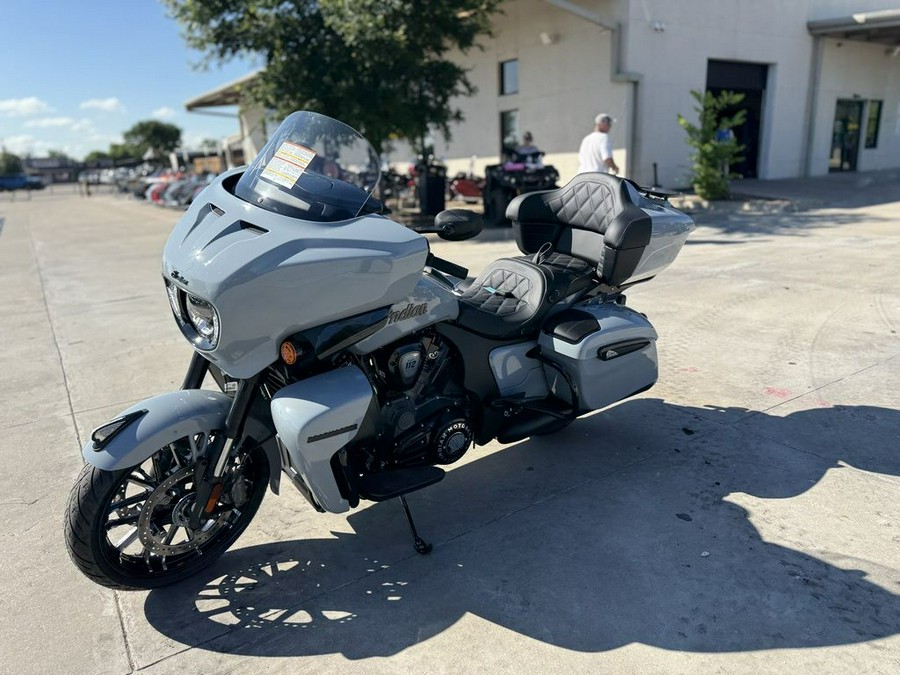2025 Indian Motorcycle® Roadmaster® PowerPlus Dark Horse® w/PowerBand Storm Gray