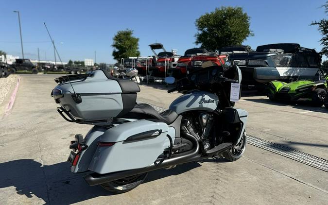 2025 Indian Motorcycle® Roadmaster® PowerPlus Dark Horse® w/PowerBand Storm Gray