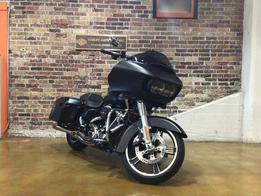 2017 Harley-Davidson Road Glide Special