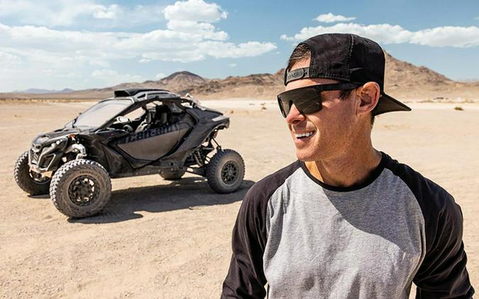 2024 Can-Am Maverick R X rs With SMART-SHOX