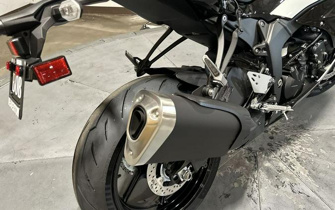 2026 Kawasaki Ninja® ZX™-6R Base