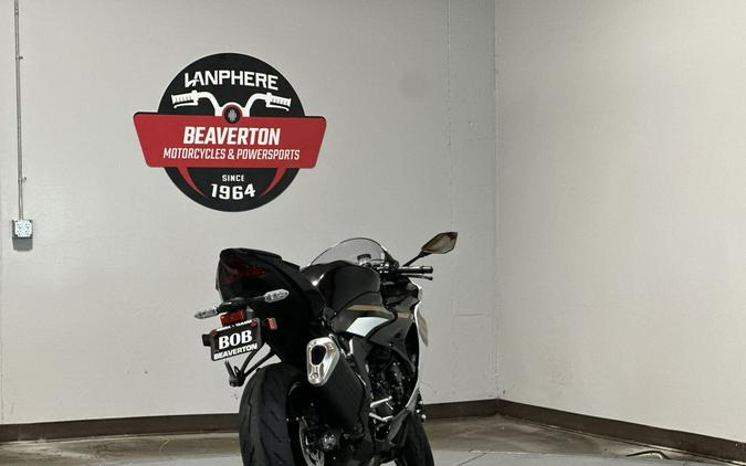 2026 Kawasaki Ninja® ZX™-6R Base