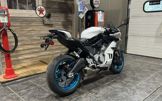 2025 CFMOTO 675SS
