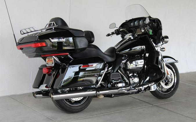 2017 Harley-Davidson® FLHTK - Ultra Limited