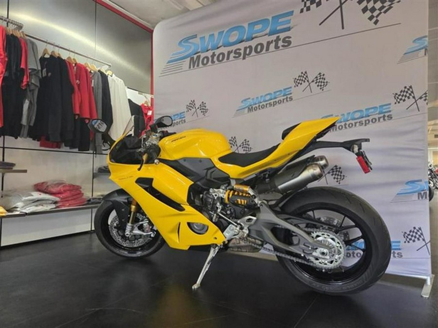 2026 Ducati Panigale V2 S