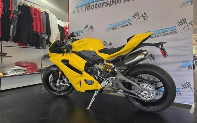 2026 Ducati Panigale V2 S