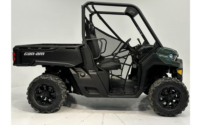 2024 Can-Am Defender DPS HD7