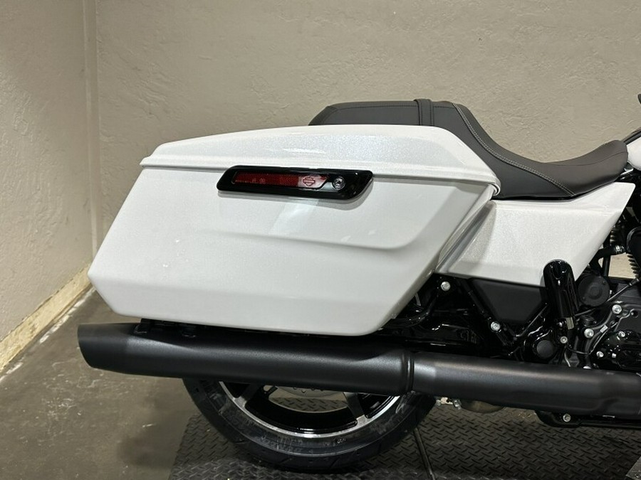 Harley-Davidson Street Glide® 2024 FLHX 612660 WHITE ONYX PRL