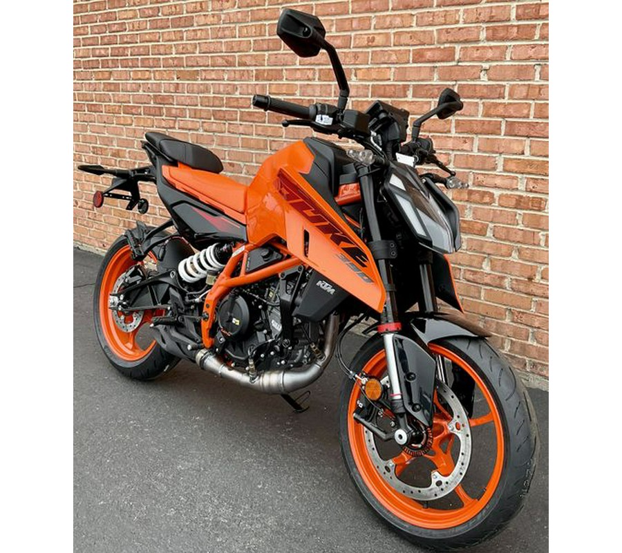 New 2024 KTM 390 DUKE