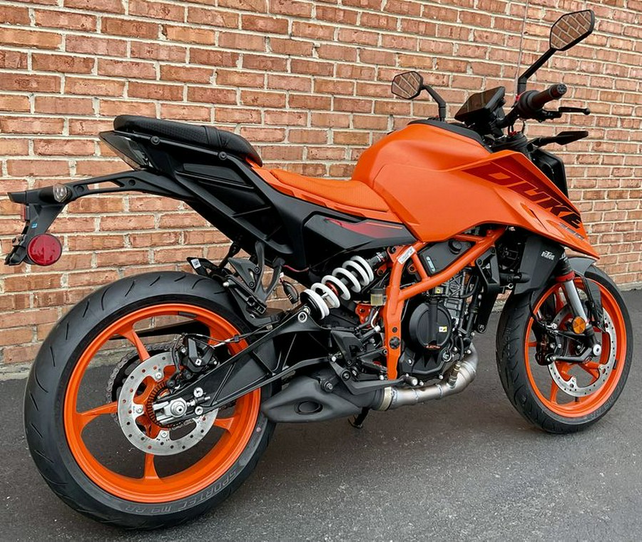 New 2024 KTM 390 DUKE