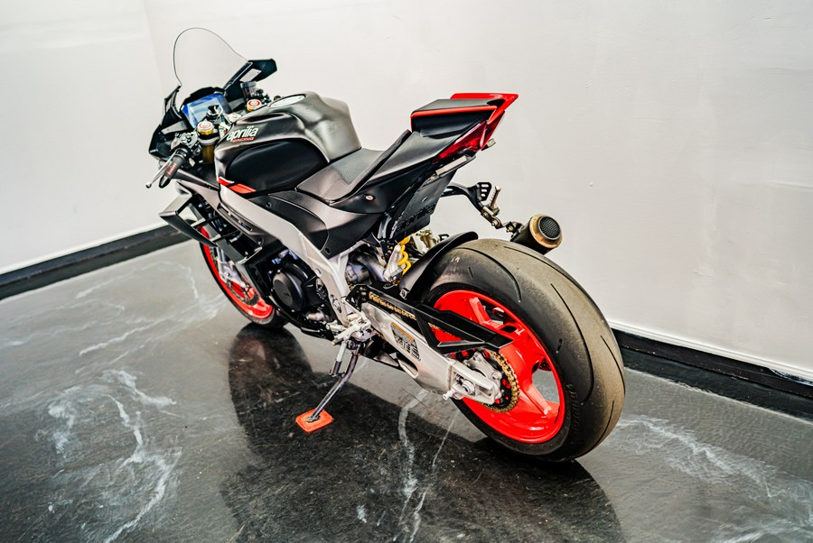 2023 Aprilia RSV4 1100