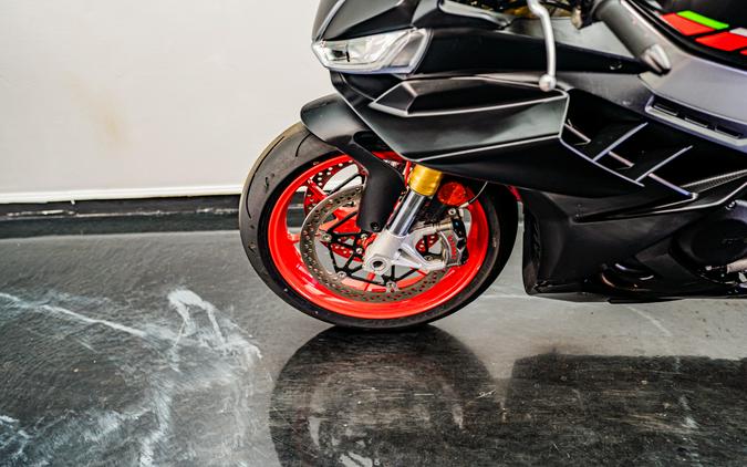 2023 Aprilia RSV4 1100