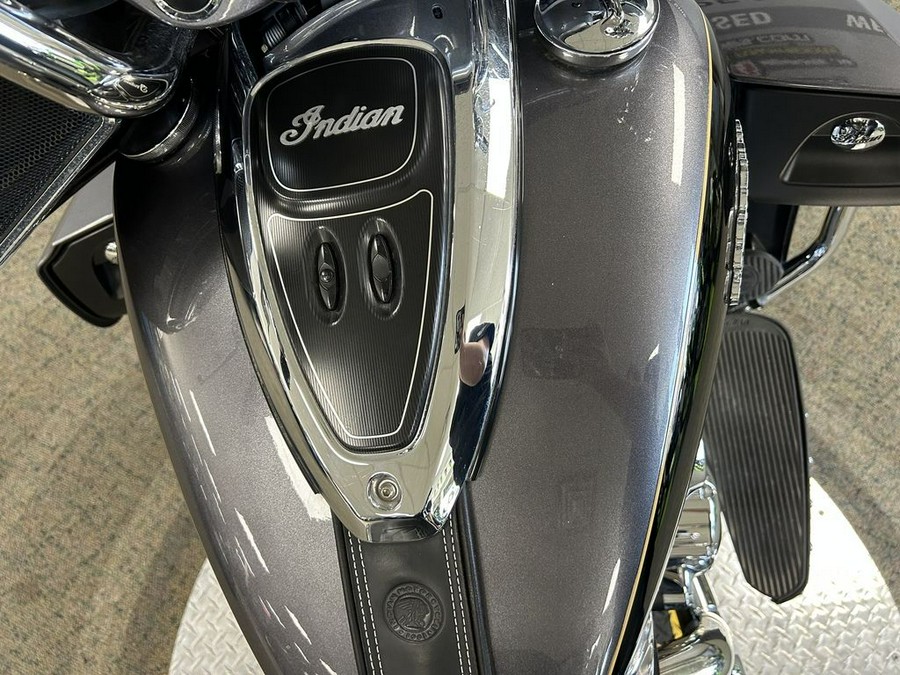 2017 Indian Motorcycle® Roadmaster® Base