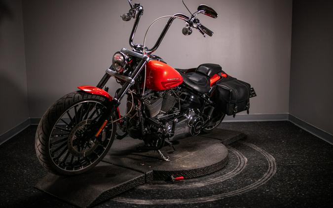 2017 Harley-Davidson Breakout