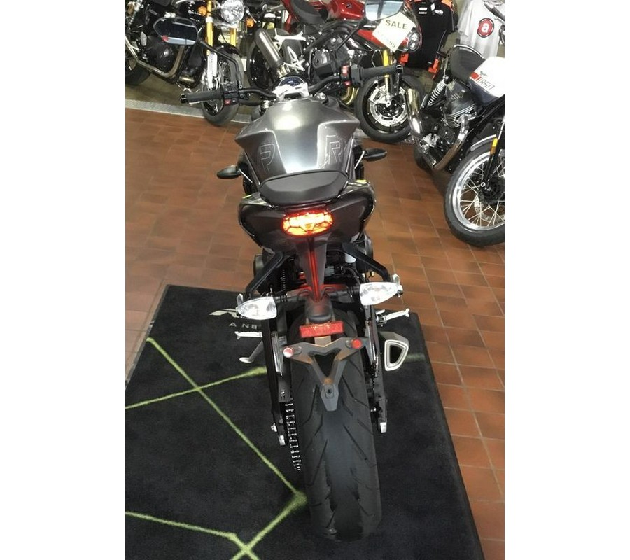 2024 Triumph Street Triple 765 R Silver Ice