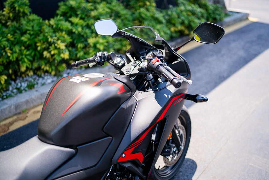 2022 Honda CBR300R ABS