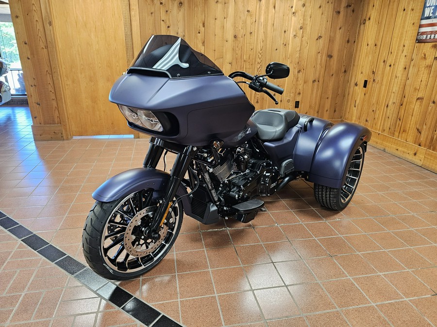 2025 Harley-Davidson Road Glide® 3