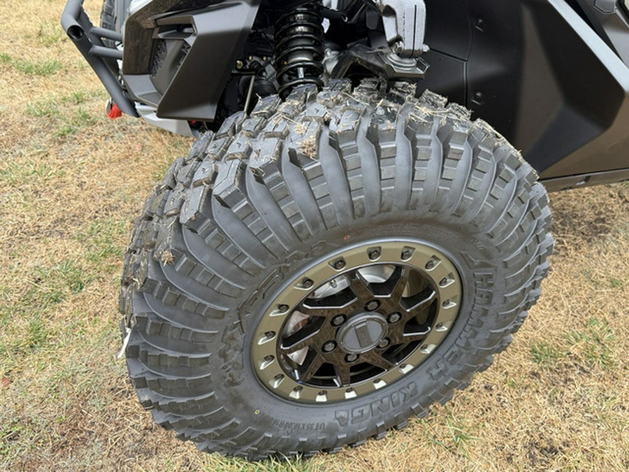 2027 Can-Am Maverick R X Rc With Smart-Shox