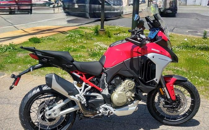 2024 Ducati Multistrada V4 S Travel & Radar Red