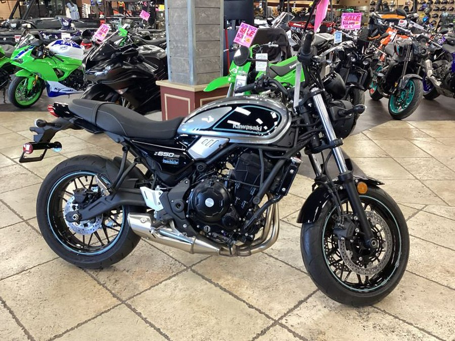 New 2023 KAWASAKI Z650RS METALLIC MOONDUST GRAY AND EBONY