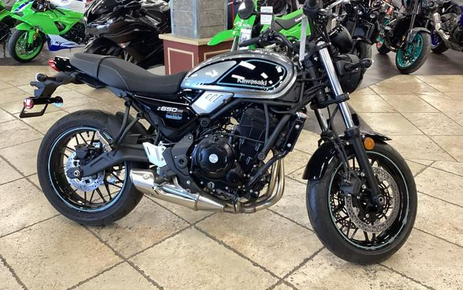 New 2023 KAWASAKI Z650RS METALLIC MOONDUST GRAY AND EBONY