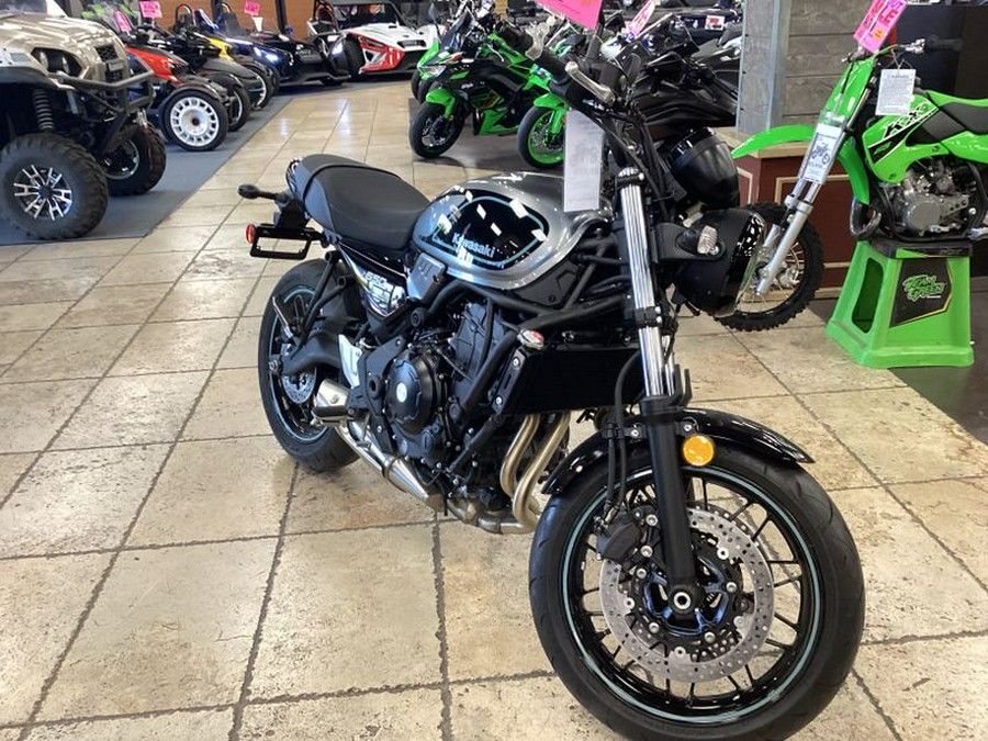 New 2023 KAWASAKI Z650RS METALLIC MOONDUST GRAY AND EBONY