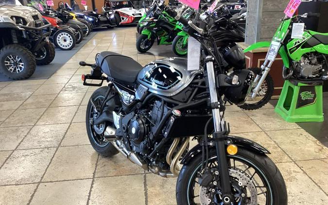 New 2023 KAWASAKI Z650RS METALLIC MOONDUST GRAY AND EBONY