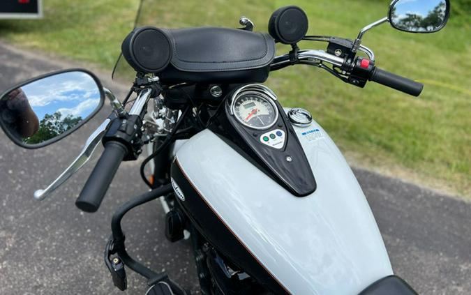 2022 Kawasaki Vulcan 900 Classic