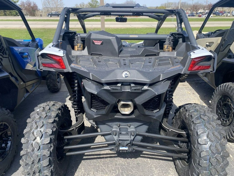 2024 Can-Am® Maverick X3 DS Turbo RR Catalyst Gray