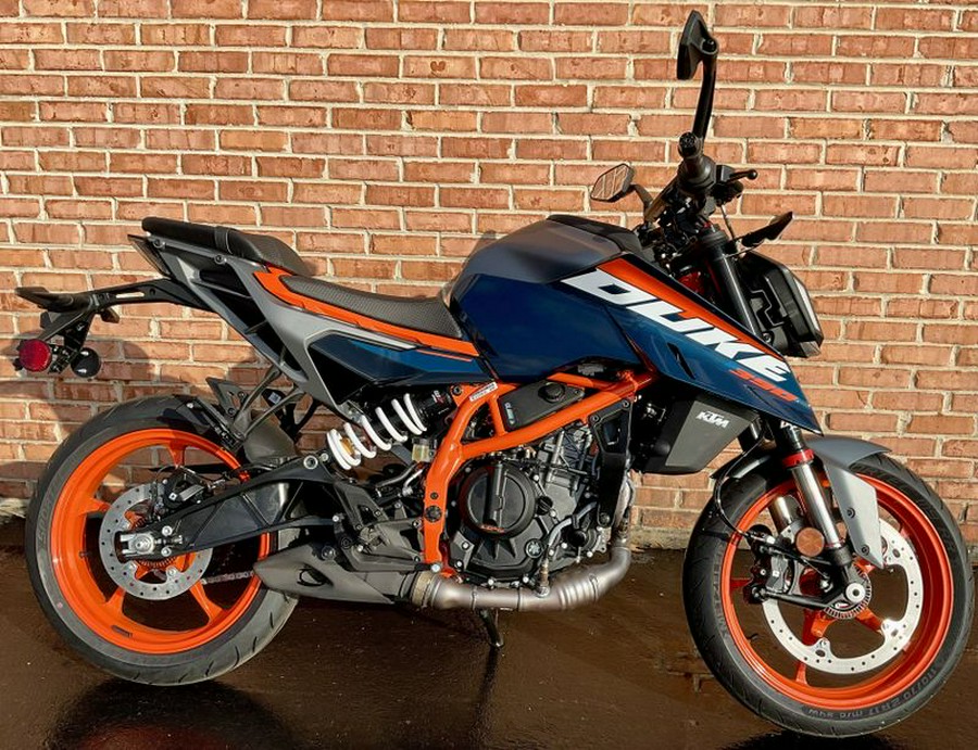 New 2024 KTM 390 DUKE