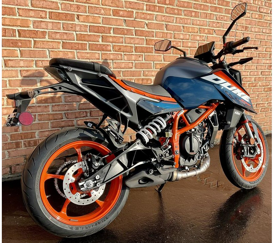 New 2024 KTM 390 DUKE