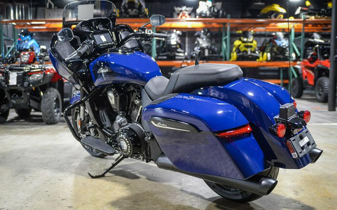 2025 Indian Motorcycle Challenger® Dark Horse® 112