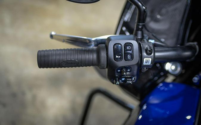 2025 Indian Motorcycle Challenger® Dark Horse® 112